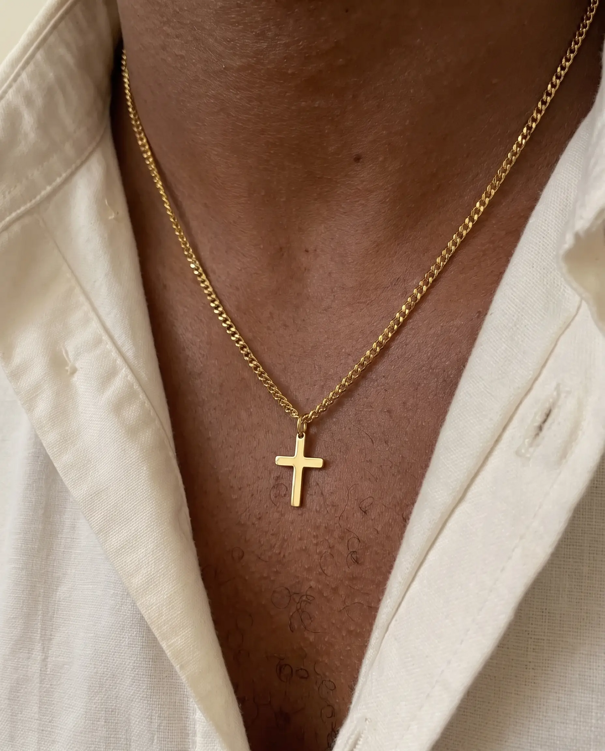 CROSS NECKLACE - 18K GOLD
