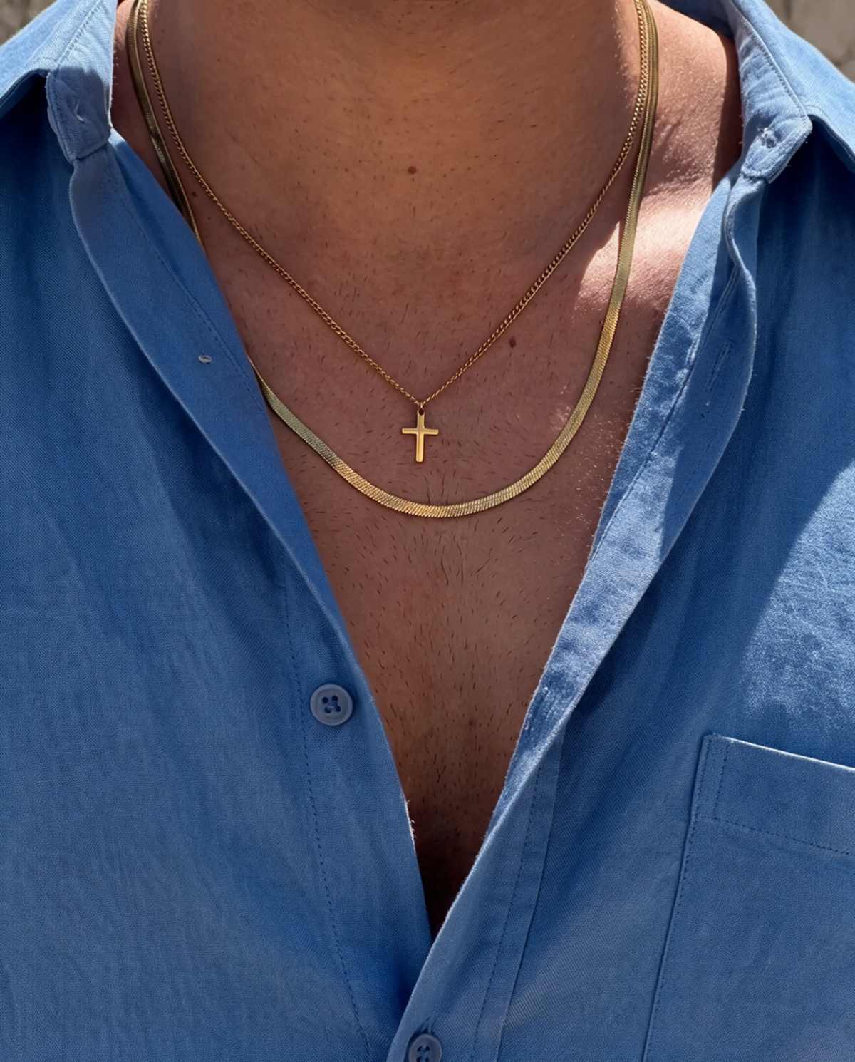 CROSS NECKLACE - 18K GOLD