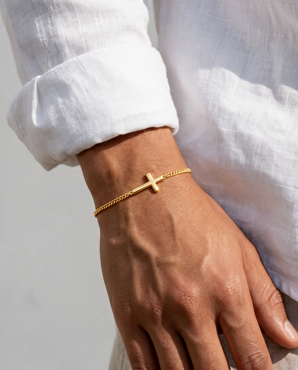 CROSS BRACELET - GOLD