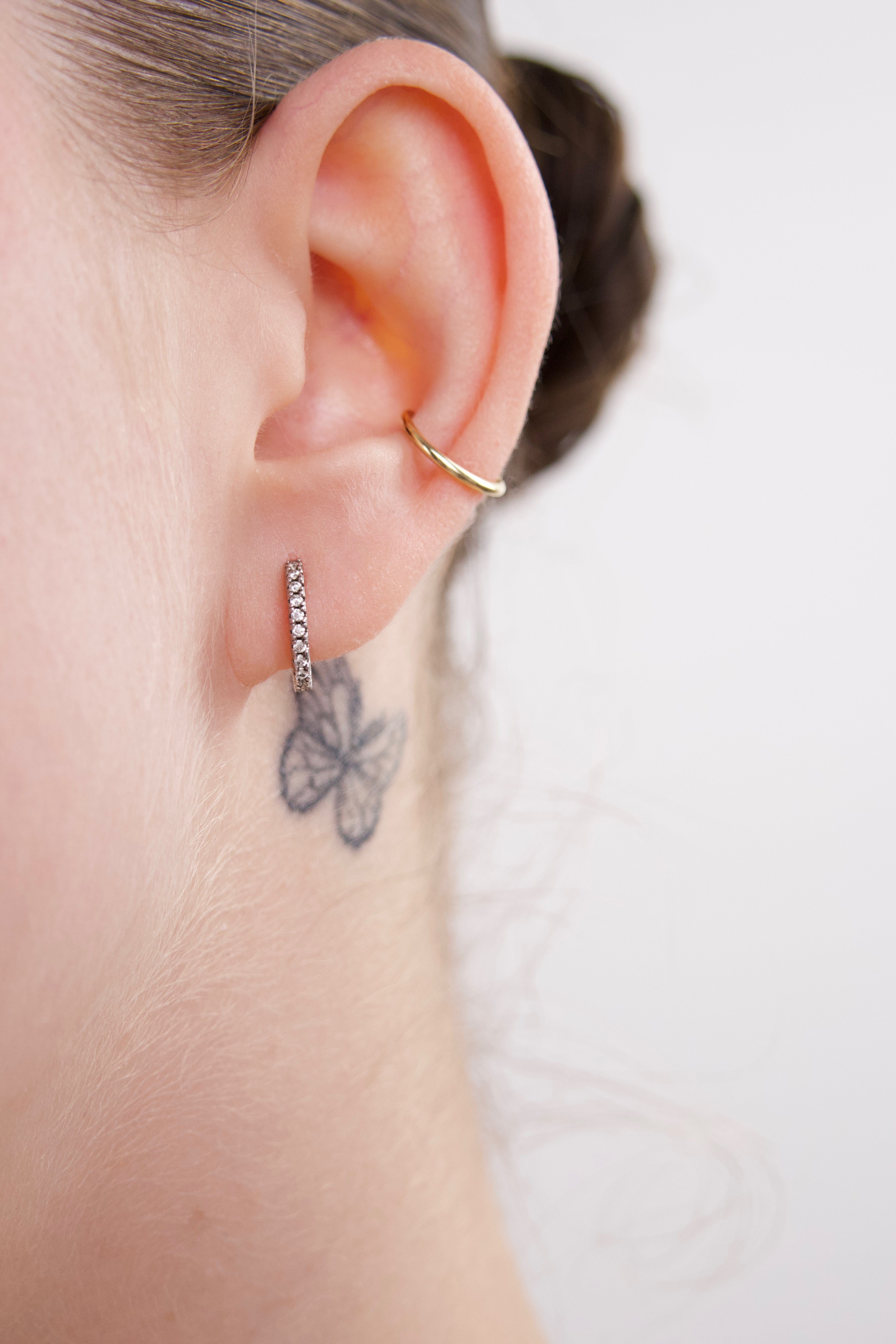 Moissanite ear ring - White Gold